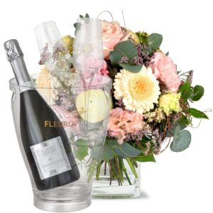 Ein Hauch von Frühling mit Prosecco Albino Armani DOC (75 cl), inkl. Eiskühler und zwei Flûte-Gläser
