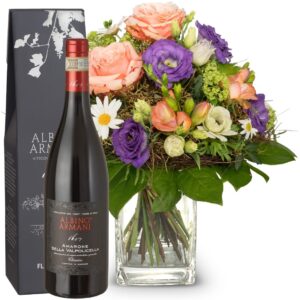 Fröhlicher Frühlingsstrauss mit Amarone Albino Armani DOCG (75cl)