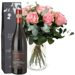 12 rosa Rosen mit Grün und Amarone Albino Armani DOCG (75cl)